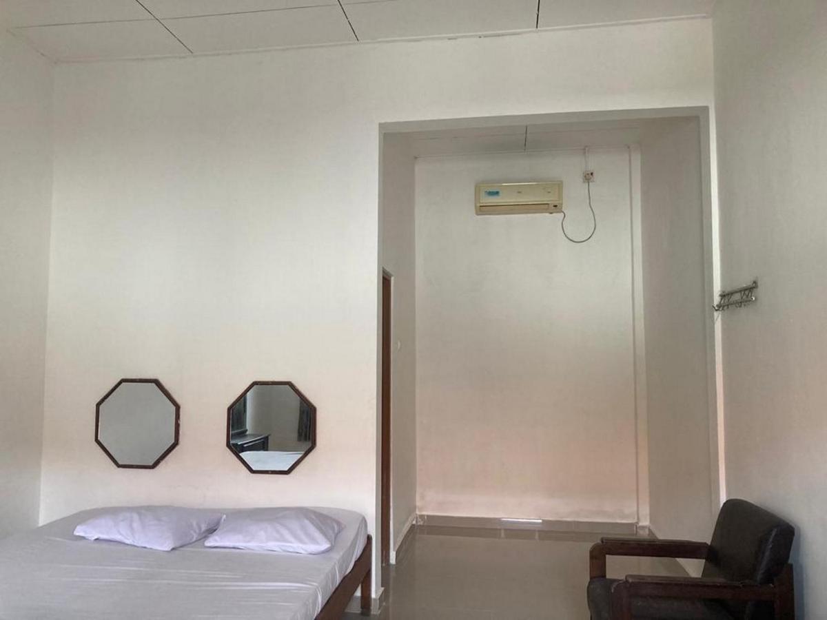 Hotel Surya Citra Jogja A Mitra Reddoorz Джок'якарта Екстер'єр фото