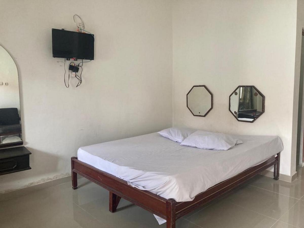 Hotel Surya Citra Jogja A Mitra Reddoorz Джок'якарта Екстер'єр фото